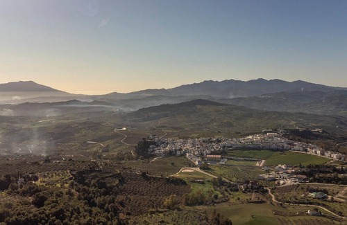 Alozaina House | Fantastic vacation home in a secluded location in the Andalusian mountains.