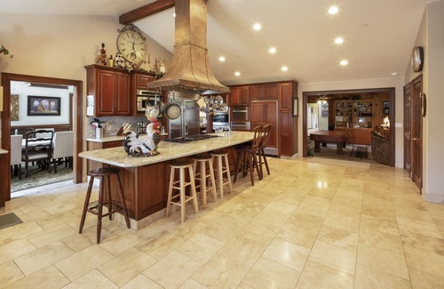 Salinas House | Fantastic Vacation Retreat, Family Reunions , and Private Pool!