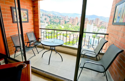 Lalinde Condo | Fantastic views best location