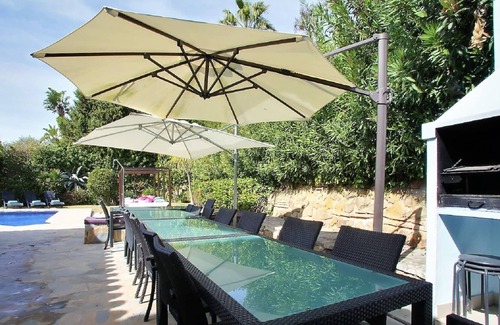 Urbanizacion el Rosario Villa | Fantastic Villa 10 bedrooms with heated pool!