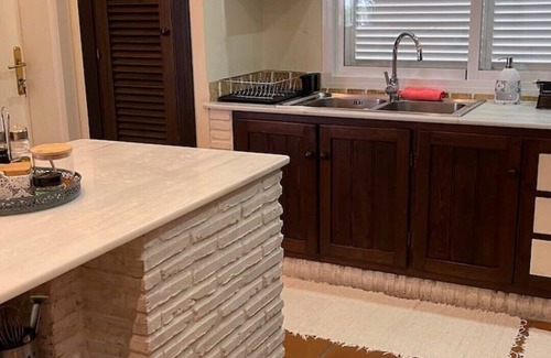 Los Barrios Villa | Fantastic Villa, Pool, Garden, Large Living Area