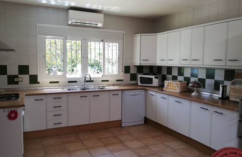Istan Villa | FANTASTIC VILLA WITH PRIVATE POOL AND GARDEN IN ISTAN NEAR MARBELLA
