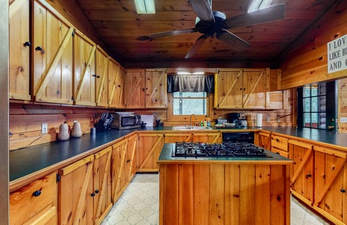 Epworth Cabin | Fantastic waterfront cabin w/private hot tub, screened porch, & free WiFi