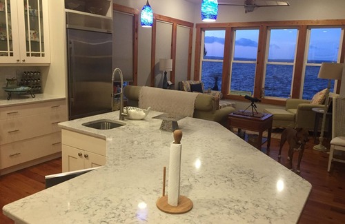 Roper House | Fantastic WATERFRONT house with BEAUTIFUL VIEWS OF THE ALBEMARLE SOUND. Relaxing