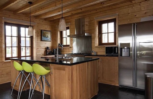 Linde Villa | Fantastic wooden Villa "Tine" with Wi-Fi, Garden, Balcony, Terrace and Sauna