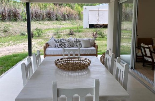 Villa San Lorenzo Apartment | FANTASTICO DUPLEX CON JARDIN Y PISCINA!