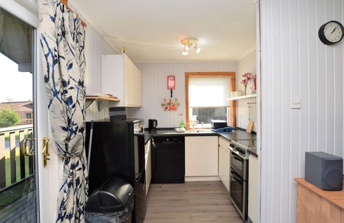 Colintraive Cabin | Fantasticprivate lodge in Hunters Quay Holiday Village, Dunoon, sleeping 4 persons