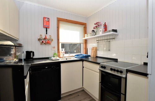 Colintraive Cabin | Fantasticprivate lodge in Hunters Quay Holiday Village, Dunoon, sleeping 4 persons