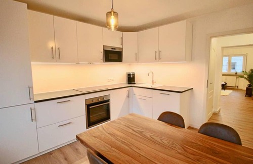 Schwetzingerstadt Apartment | Fantastische Moderne und Zentrale Wohnung mit Balkon