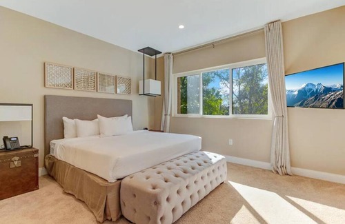 Florida Central Atlantic Coast House | Fantasy Disney Home (45858326)
