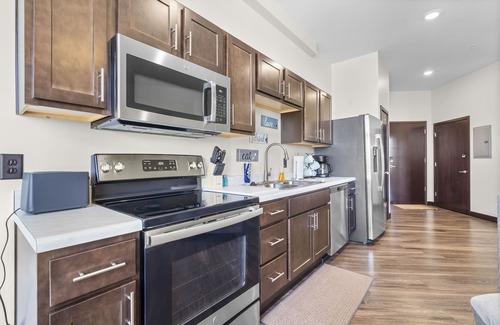 Dyersville Condo | Fantasy Field Condo #217