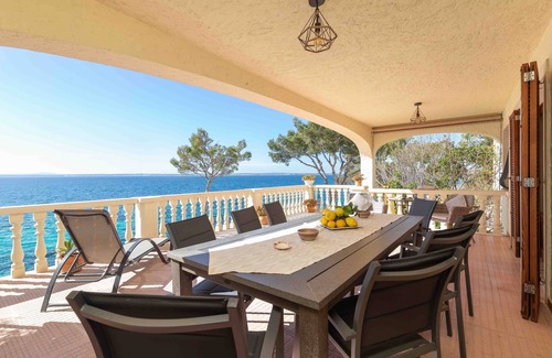 Alcanada Villa | Far Alcanada. Spectacular villa facing the sea in Alcanada