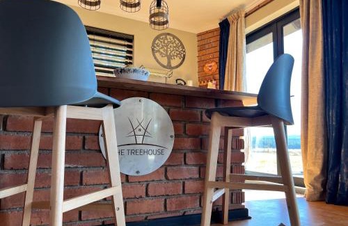 Curry's Post House | Far Away Place