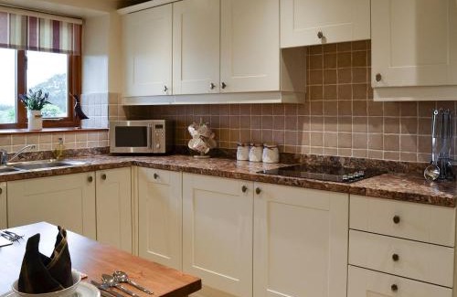 Barkisland House | Far Barsey Cottage