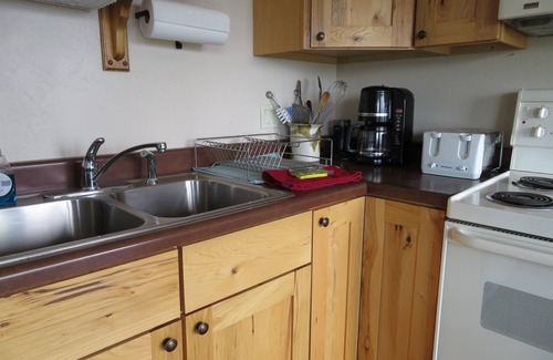 Parshall Cabin | Far from crowds, dog friendly, spa amenities, on a remote 80 acre mountain top