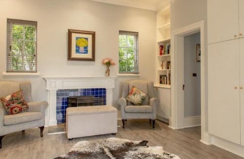 Worcester Apartment | Faraway Estate