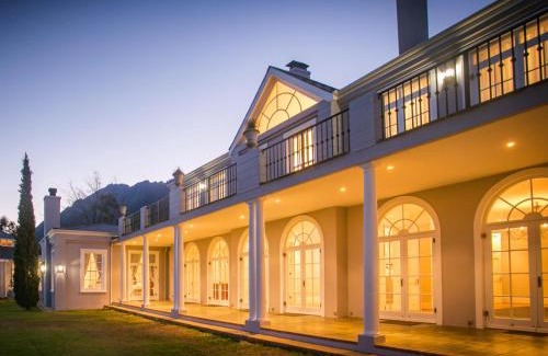 Worcester Apartment | Faraway Estate