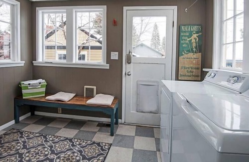 Old Bend House | Farewell Bend House