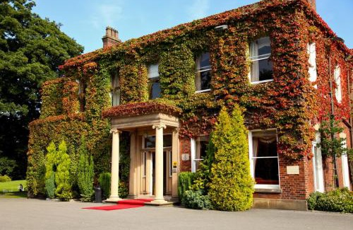 Farington Hotel | Farington Lodge Hotel