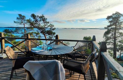 Kemionsaari House | Farleden Seaside Island Getaway