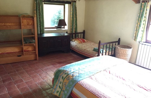 Monflanquin Bed & Breakfast | Farm 17th century, 16 people, swimming pool, park., View on the Bastide : 1,5 km