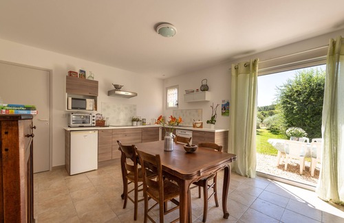 Lauris Cottage | Farm Cottage: A Different Vacation!