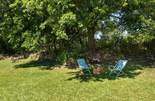Lauris Cottage | Farm Cottage: A Different Vacation!
