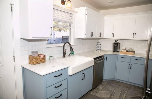 Waco House | Farm Cottage on Homestead 20 min to Waco
