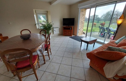 Cosse-le-Vivien Other | Farm cottage. View of the meadow Pets welcome
