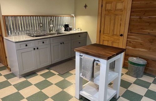 Pittsboro Apartment | Farm House Garden Apartment, peaceful vibe and views.