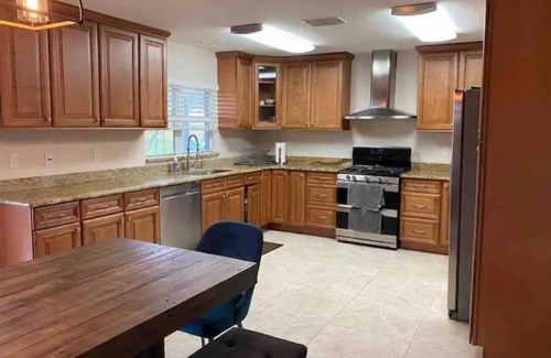 Lorida House | Farm House near Sebring International Race Track
