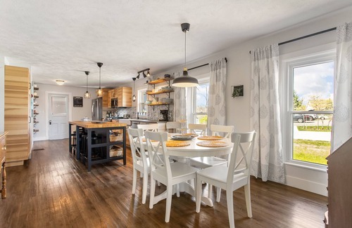 Hudsonville House | Farm House