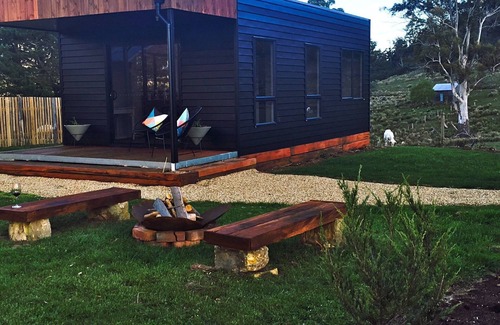 Buckland Cabin | Farm Pod at Twamley Farm