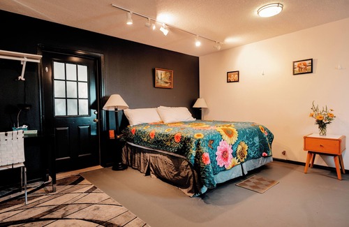 Cornelius Other | Farm Pottery House in 84 acres Land in Cornelius/Hillsboro