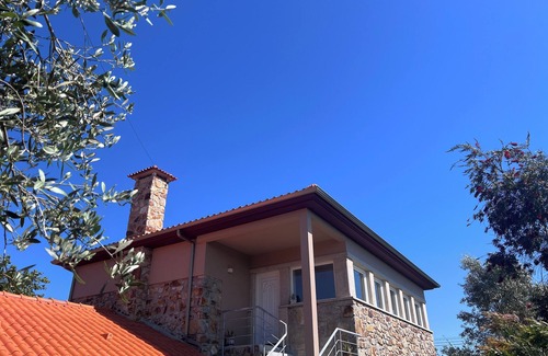 Bagunte Cottage | Farm retreat in Bagunte. Quiet and very comfortable. 40 minutes from Porto.