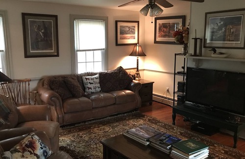 Little Creek House | Farm stay at Marshtown