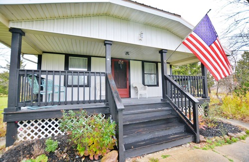 Thompson House | Farm stay at Midnight Rose Farm