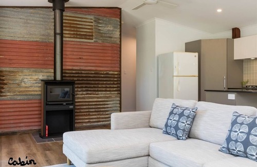 Clothiers Creek Apartment | Farm-Stay Cabin 2nt(farm cabin)