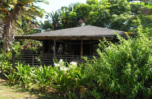 Kilauea House | Farm Stay Cottage on Organic Farm