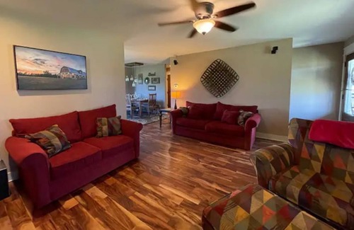 Emporia House | Farm Stay, Country Getaway, Retreat