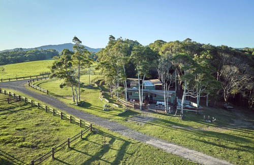 Kuranda Cabin | Farm Stay! Fun activities for the whole family-35 minutes from Cairns CBD