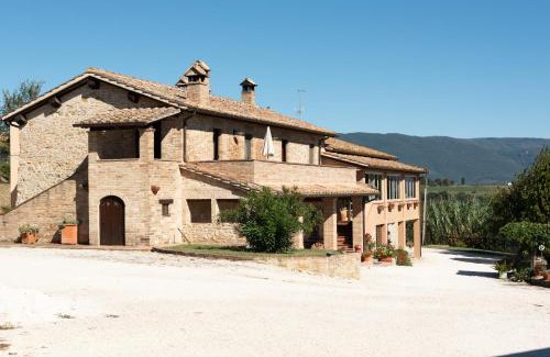 Collevalenza House | Farm stay Il Carro del Colle