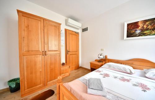 Brce House | Farm Stay Peternelj