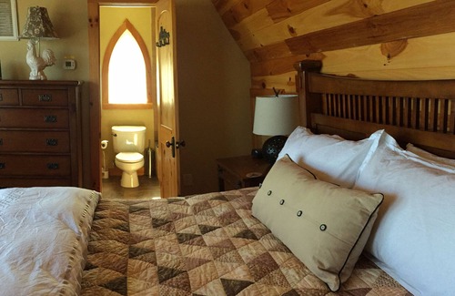 Lansing House | Farm Stay - Romantic, fairytale-like forest cottage on a 215 acre mountaintop.