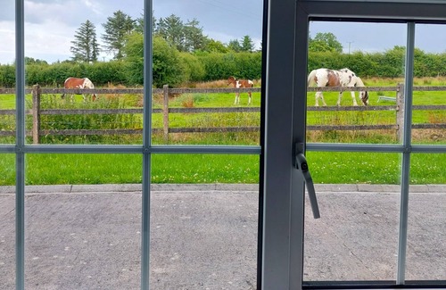 Frenchpark House | Farm View Cottage Castlerea