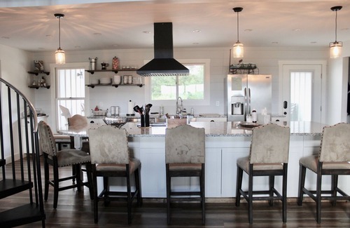 Scottsville Other | Farm Villa - near lake with private pickleball court