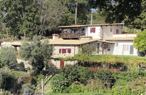 Portela Cottage | Farm with magnificent scenery near Gêres