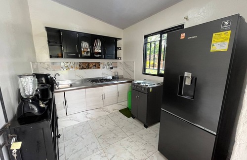 Sonson Cabin | Farm with swimming pool 5 min from Hacienda Napoles Serene Mountain in Doradal