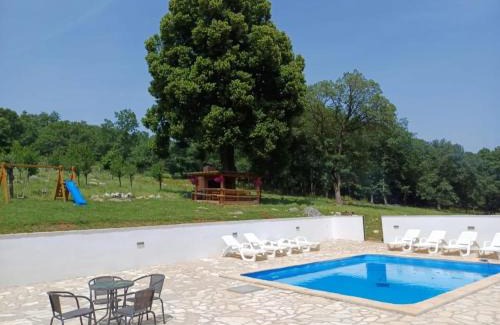 Grabusic Apartment | Farma & Apartmani OPG Sasa Delic