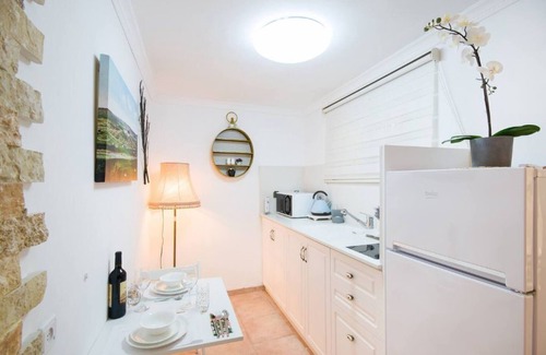 Bat Shlomo House | Farmers Suites VIP